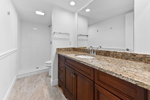 825 Center Street 12a, Jupiter, FL 33458