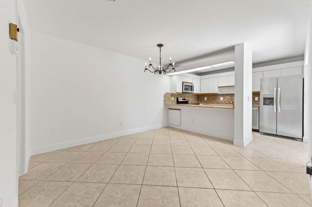 825 Center Street 12a, Jupiter, FL 33458