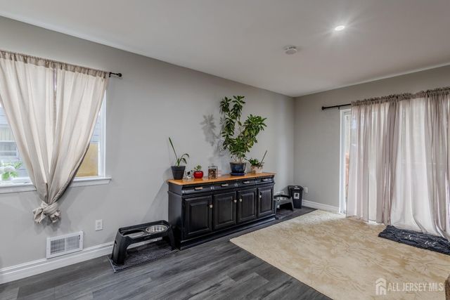 250 Whittier Avenue, Dunellen, NJ 08812