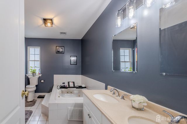 250 Whittier Avenue, Dunellen, NJ 08812