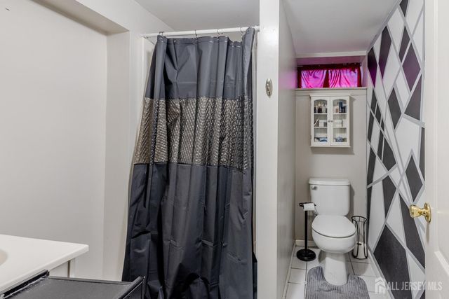 250 Whittier Avenue, Dunellen, NJ 08812