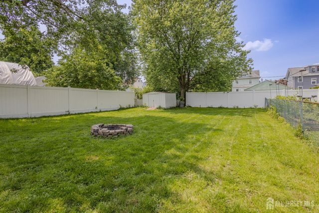 250 Whittier Avenue, Dunellen, NJ 08812