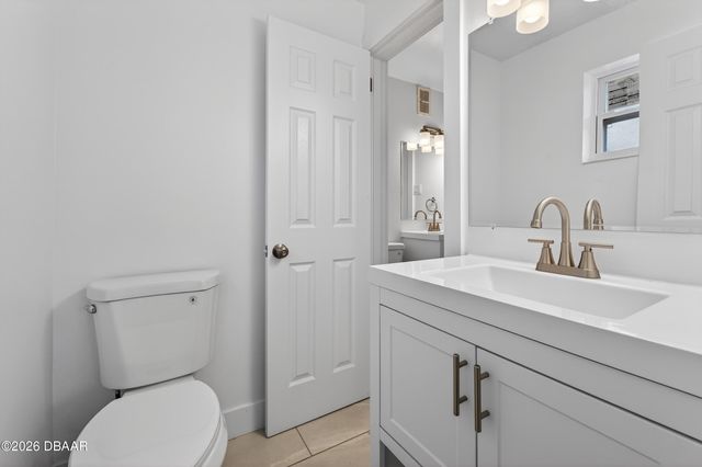 852 White Court, Daytona Beach, FL 32117