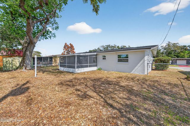 852 White Court, Daytona Beach, FL 32117