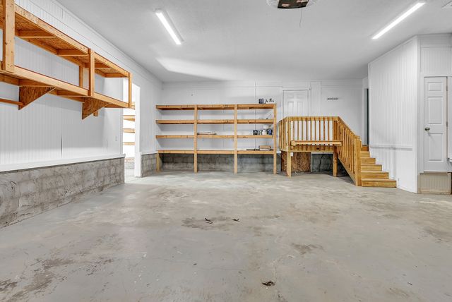 1819 Barker Rd, Columbia, TN 38401
