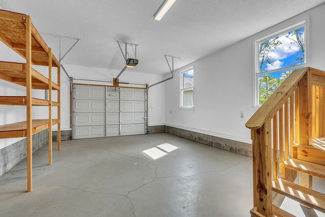 1819 Barker Rd, Columbia, TN 38401
