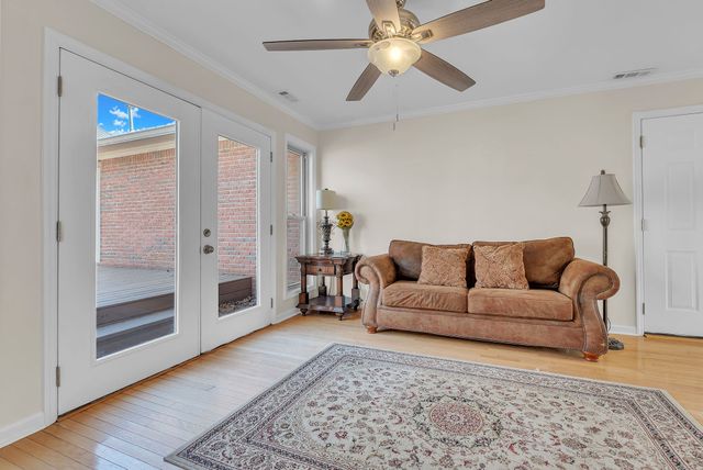 1819 Barker Rd, Columbia, TN 38401