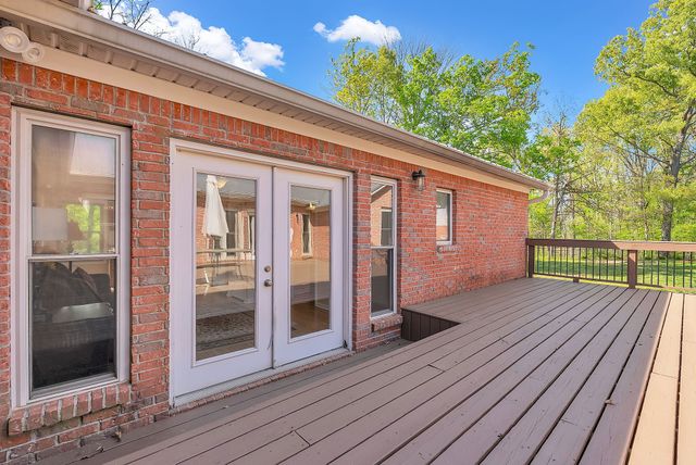 1819 Barker Rd, Columbia, TN 38401