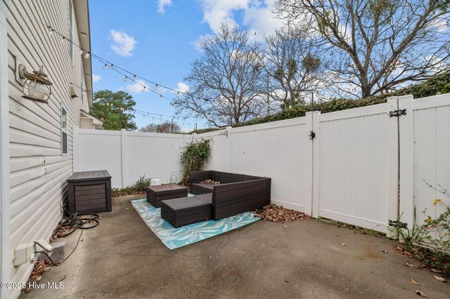 4105 Dudleys Grant Drive D, Winterville, NC 28590