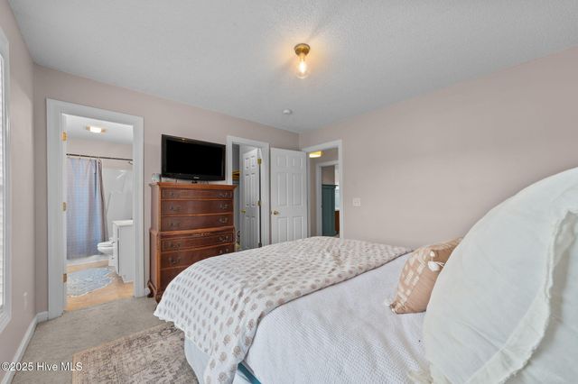 4105 Dudleys Grant Drive D, Winterville, NC 28590