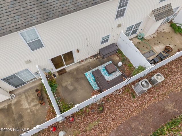 4105 Dudleys Grant Drive D, Winterville, NC 28590