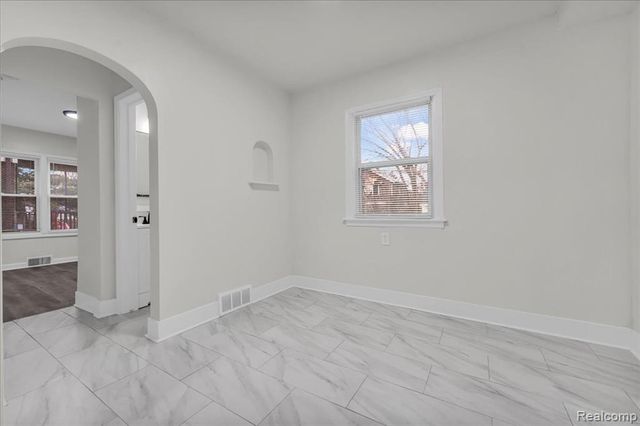 15213 Mettetal Street, Detroit, MI 48227