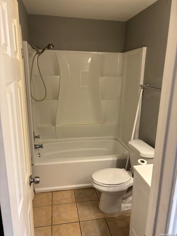 5626 Rose Dawn, San Antonio, TX 78250
