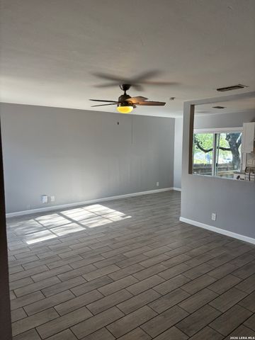 5626 Rose Dawn, San Antonio, TX 78250