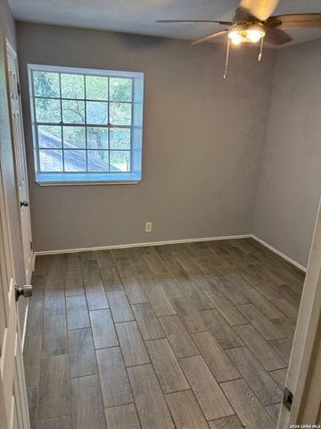 5626 Rose Dawn, San Antonio, TX 78250