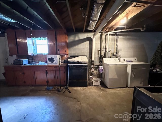 2687 Ellis Deal Avenue, Valdese, NC 28690