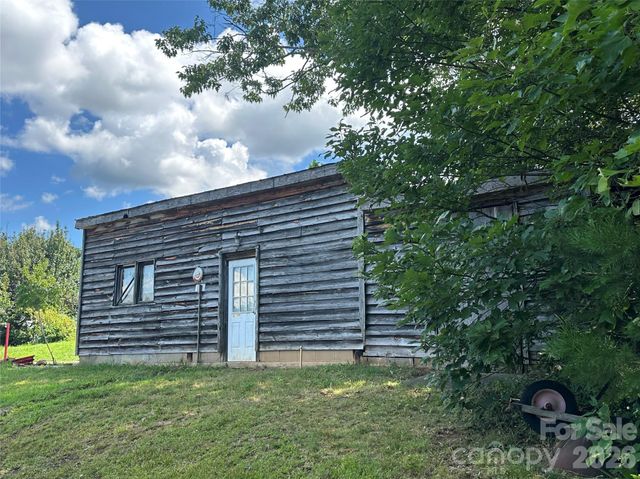 2687 Ellis Deal Avenue, Valdese, NC 28690