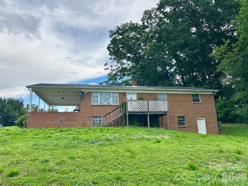 2687 Ellis Deal Avenue, Valdese, NC 28690