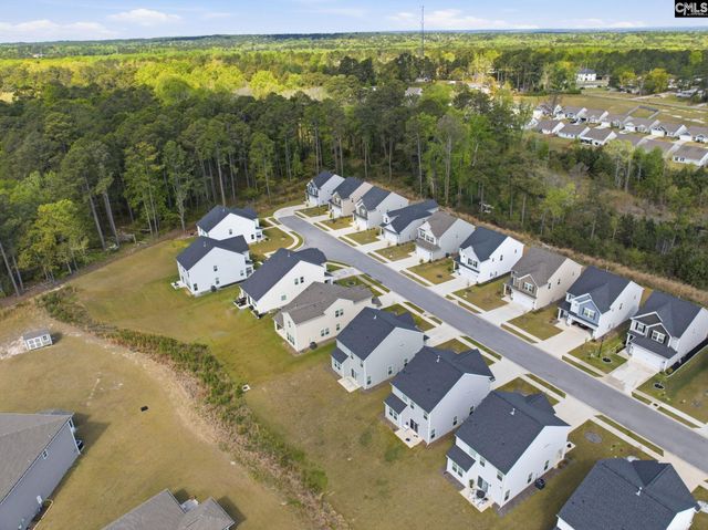 924 Woodcreek Farms Rd, Elgin, SC 29045