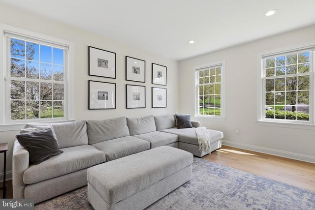 148 CHINABERRY DR, Lafayette Hill, PA 19444