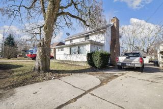 1466 Sunshine Street, Oregon, OH 43616