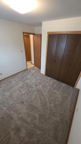 5509 Hilldale DRIVE, Racine, WI 53406