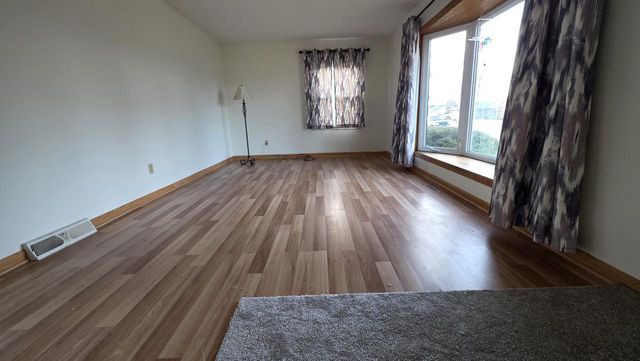 5509 Hilldale DRIVE, Racine, WI 53406