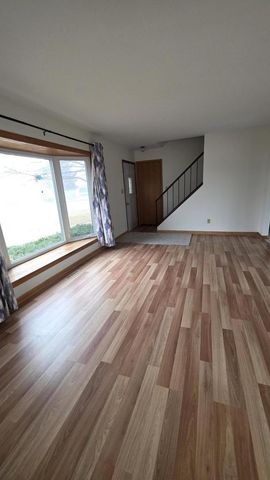 5509 Hilldale DRIVE, Racine, WI 53406