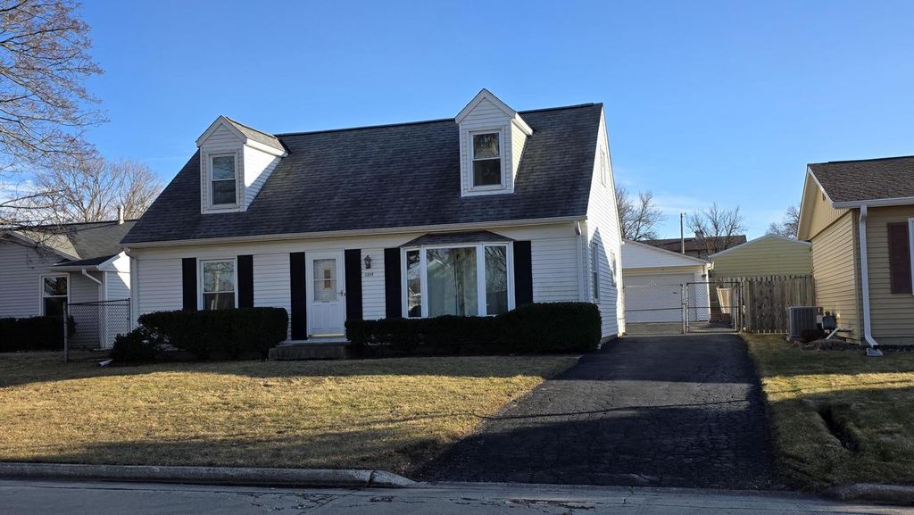 5509 Hilldale DRIVE, Racine, WI 53406