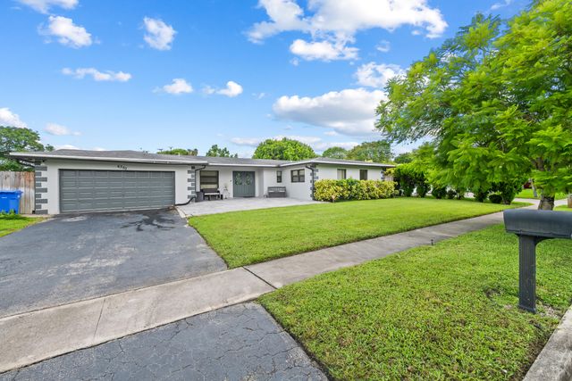 6320 SW 4TH Place, Margate, FL 33068