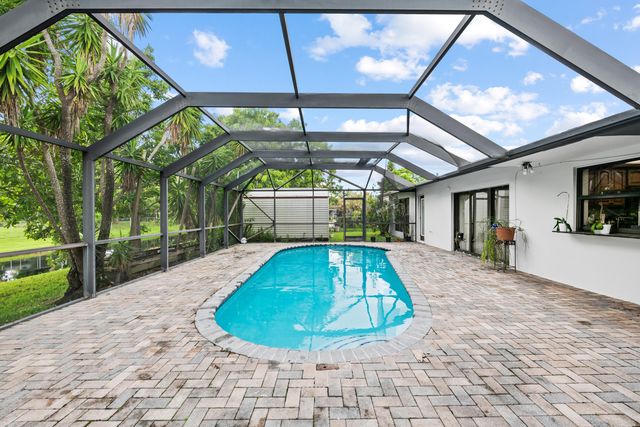 6320 SW 4TH Place, Margate, FL 33068