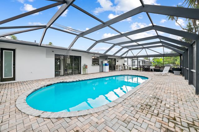 6320 SW 4TH Place, Margate, FL 33068