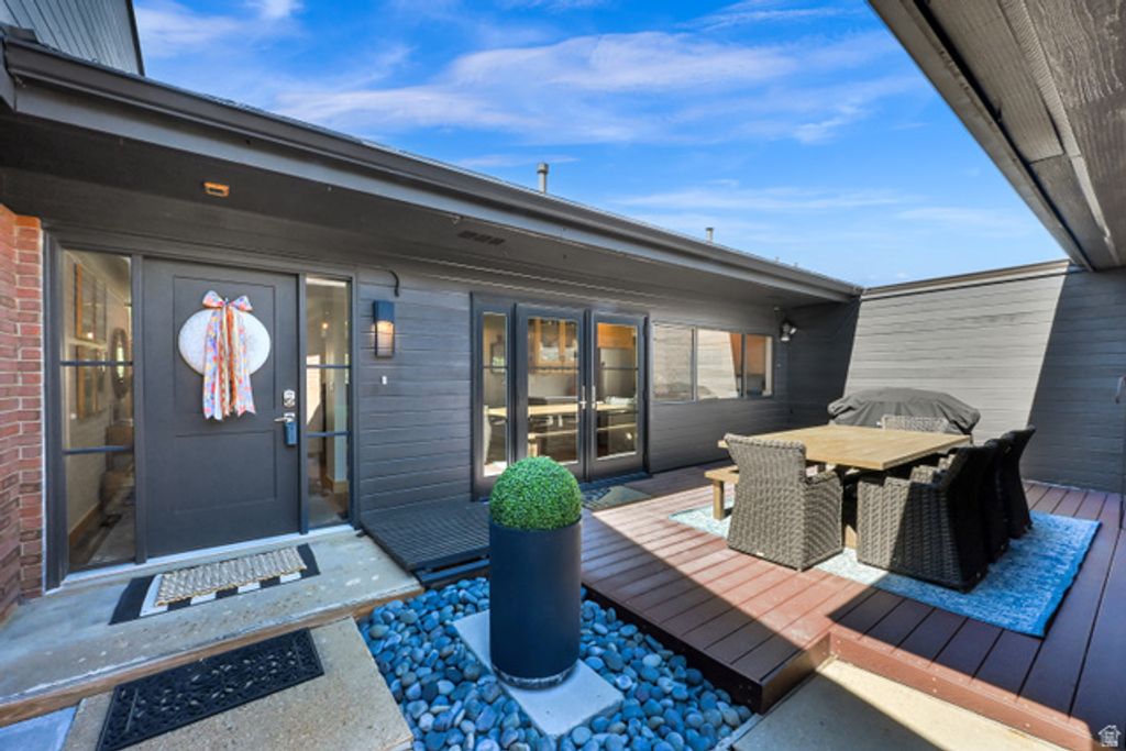 2314 S RIDGEWOOD WAY, Bountiful, UT 84010 — photo 3