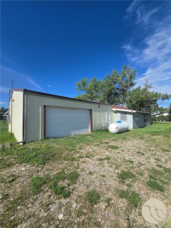 313 S Teigen Avenue, Winnett, MT 59087 photo 12