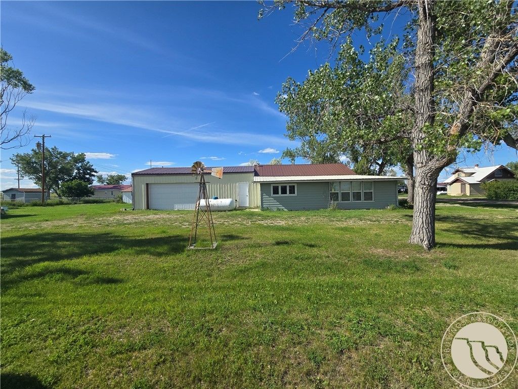 313 S Teigen Avenue, Winnett, MT 59087 photo 13