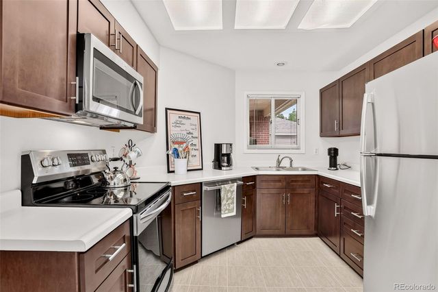 8080 E Dartmouth Avenue 33, Denver, CO 80231