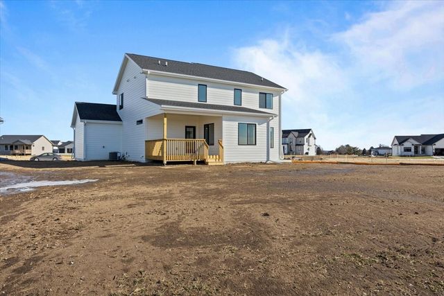 4638 180th Street, Urbandale, IA 50111