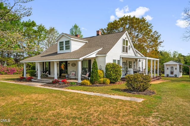 2733 Johnny Baker Road, Willow Springs, NC 27592