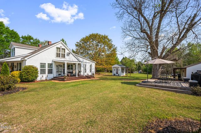 2733 Johnny Baker Road, Willow Springs, NC 27592