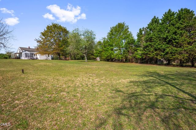 2733 Johnny Baker Road, Willow Springs, NC 27592