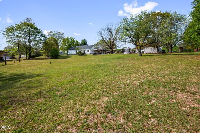 2733 Johnny Baker Road, Willow Springs, NC 27592