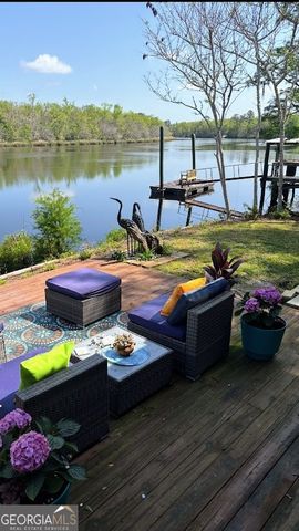 90 Manning Lane, Folkston, GA 31537