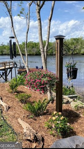 90 Manning Lane, Folkston, GA 31537