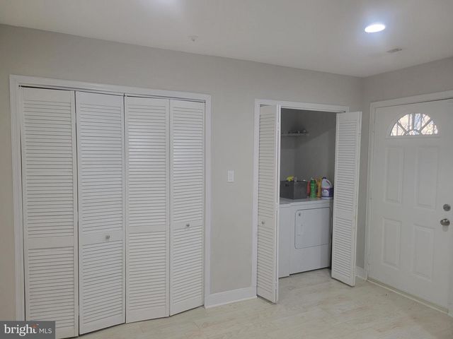 6026 CEDAR POST DR, District Heights, MD 20747