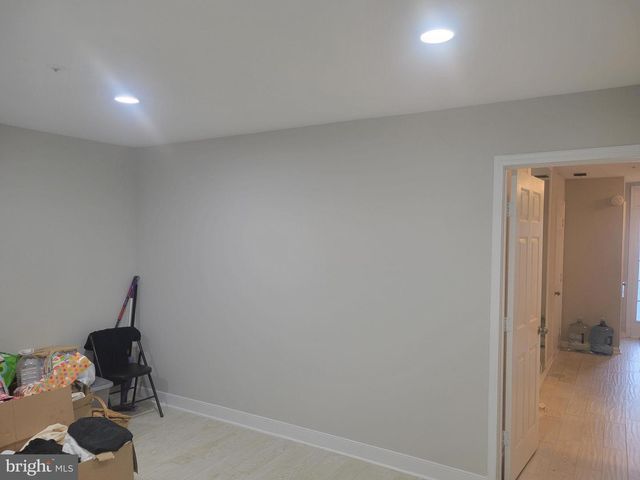 6026 CEDAR POST DR, District Heights, MD 20747