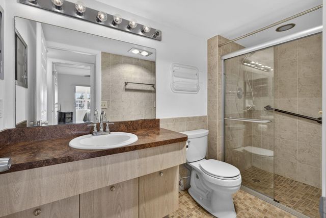 361 Wellington J, West Palm Beach, FL 33417