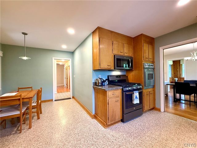 146 Edgehill Road, Syracuse, NY 13224