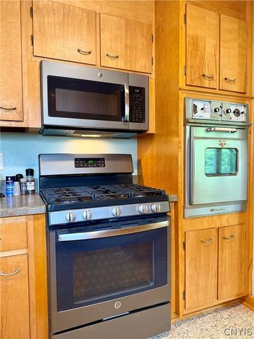 146 Edgehill Road, Syracuse, NY 13224