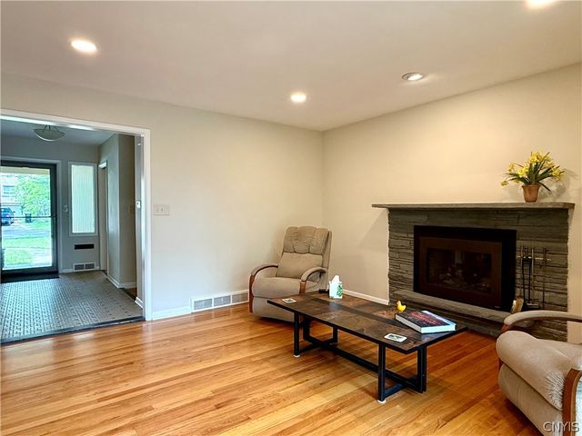 146 Edgehill Road, Syracuse, NY 13224