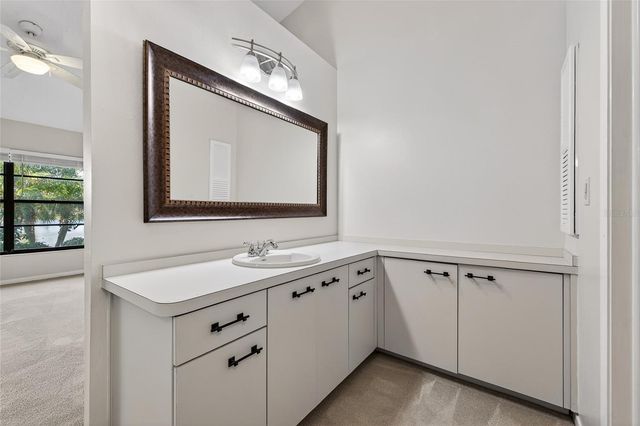 907 SAN CARLOS AVENUE NE, St Petersburg, FL 33702